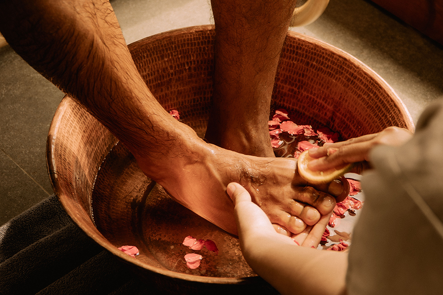 Enjoy Expert Foot Care at Svaha Spa Kelusa Enjoy Expert Foot Care at Svaha Spa Kelusa